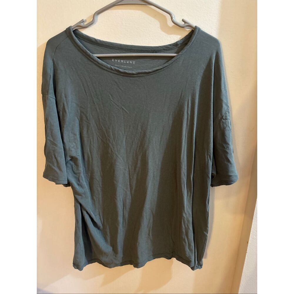 Everlane T-Shirt